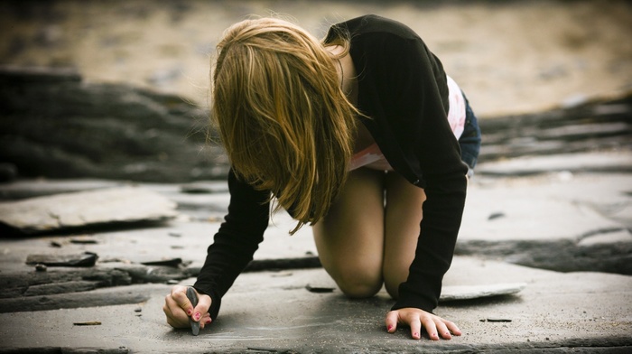 girls, stones, drawing, pose