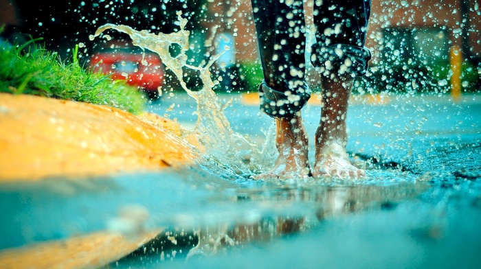 splashes, water drops, barefoot, puddle, legs