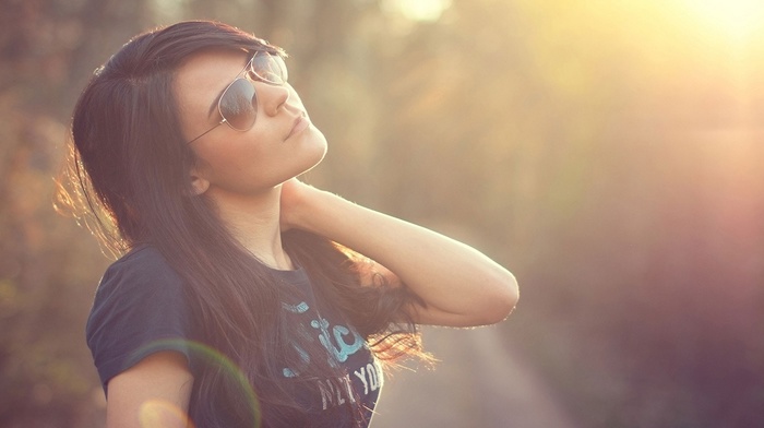 brunette, girl, sunlight, glasses