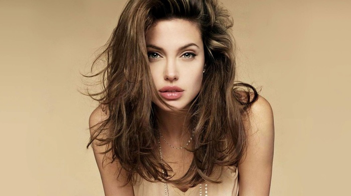 Angelina Jolie