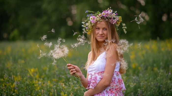 face, smiling, girl, hair, stunner, greenery, beauty