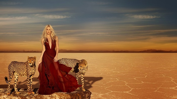 sky, desert, music, wind, dress, stone, Shakira, blonde, long hair