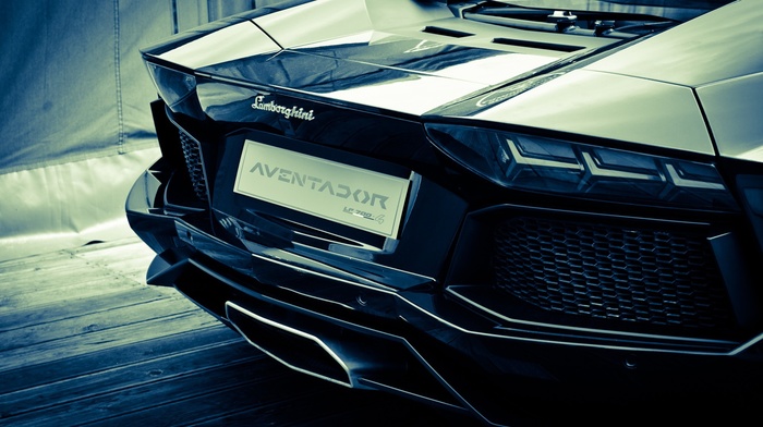 Lamborghini Aventador