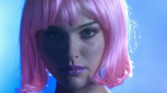 Closer, Natalie Portman, pink hair