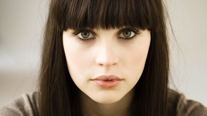 Felicity Jones, actress, green eyes, face, girl
