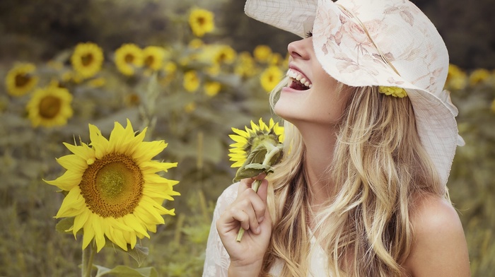 flowers, smiling, wavy hair, yellow flowers, sunflowers, girl outdoors, girl, blonde, long hair, model