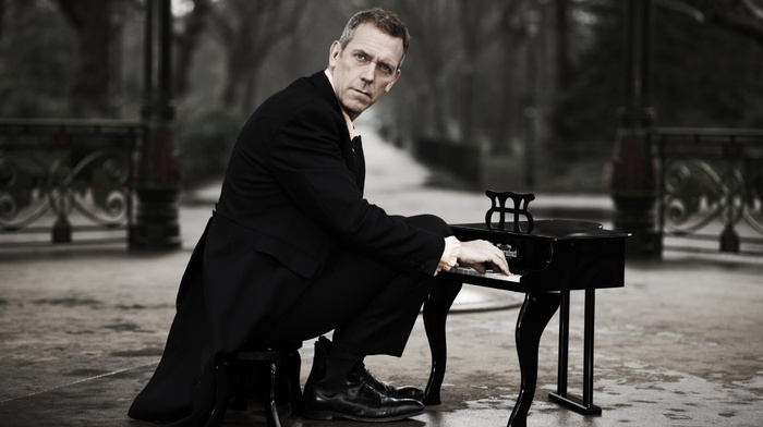 actor, Hugh Laurie, looking at viewer, men, shoes, suits, trees, park, piano, chair, sitting, miniatures