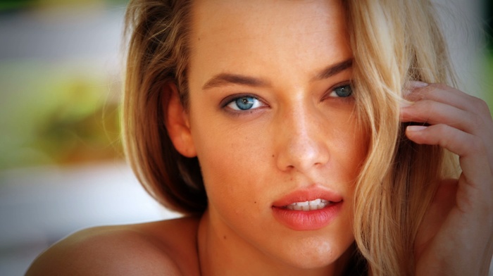 Hannah Ferguson, girl, face, blonde, blue eyes