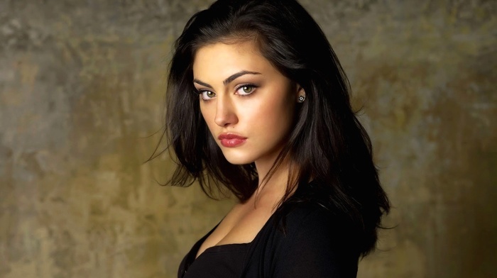 girl, phoebe tonkin