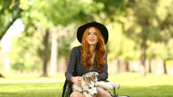 dog, looking at viewer, model, girl outdoors, nature, sitting, girl, animals, park, long hair, trees, Bella Thorne, redhead, open mouth, grass