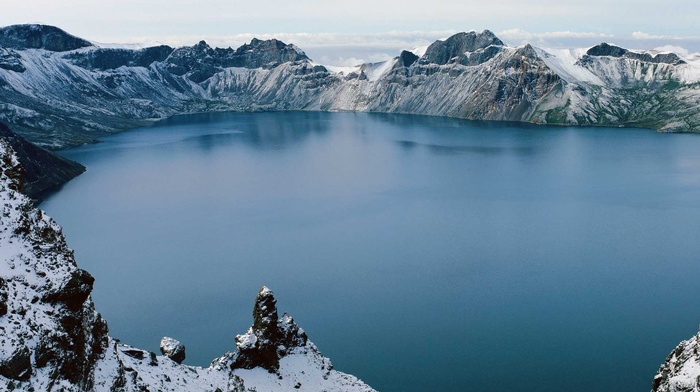 lake, mountain