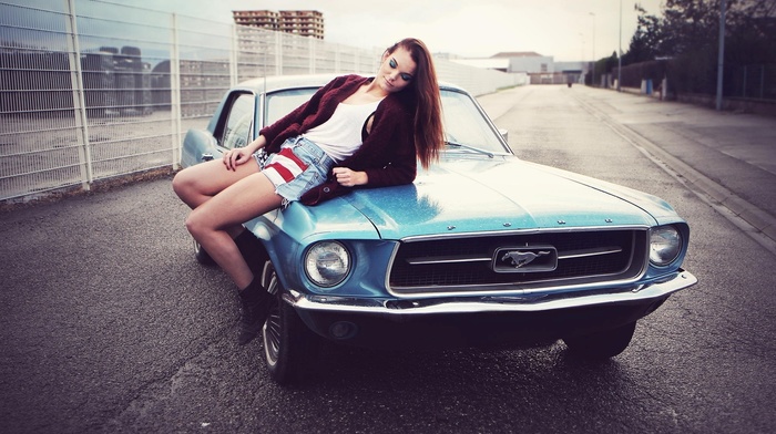 smoky eyes, tank top, road, girl with cars, Ford, legs, shorts, jean shorts, car, Ford Mustang, american flag, redhead, girl, open sweater, painted nails, sweater