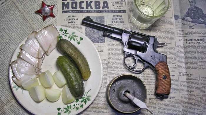 Russia, gun, newspapers, Soviet Union, Moscow
