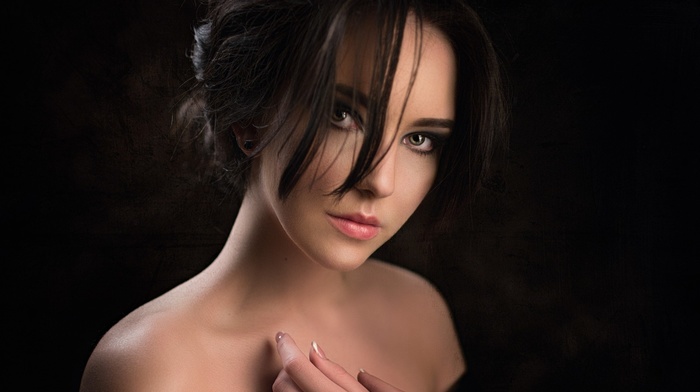 model, green eyes, Georgiy Chernyadyev, brunette, girl, bare shoulders, portrait
