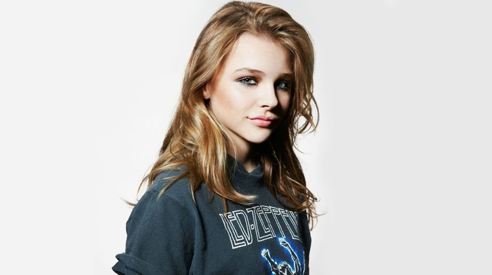 girl, chlo grace moretz, celebrity, brunette