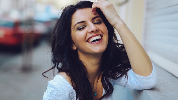 Aurela Skandaj, brunette, smiling, depth of field, girl, model, David Olkarny, laughing