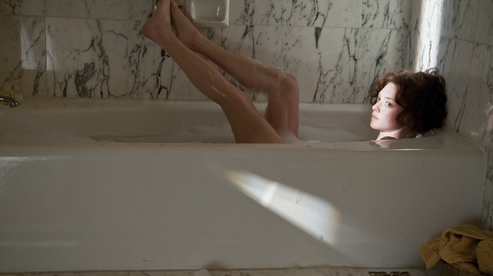 legs up, Amanda Seyfried, brunette, bathtub, girl, actress