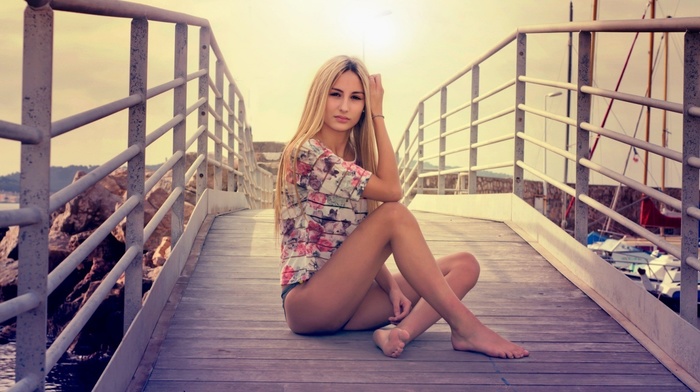 Mathilde, blonde, model, bridge, girl