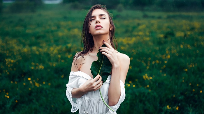 girl outdoors, model, nature, brunette, leaves, girl