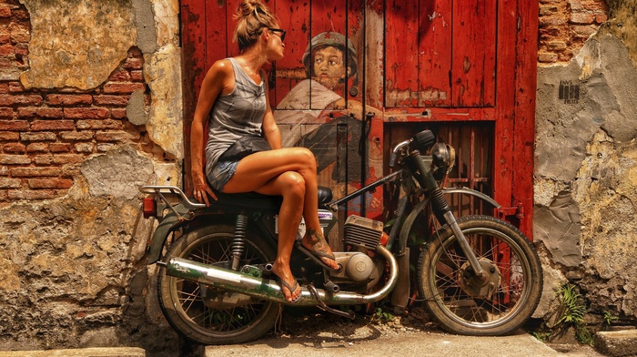 model, vehicle, girl