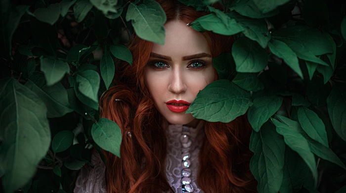 green eyes, face, redhead, leaves