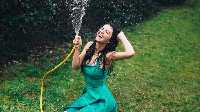 water drops, Aurela Skandaj, dress, kneeling, brunette, girl