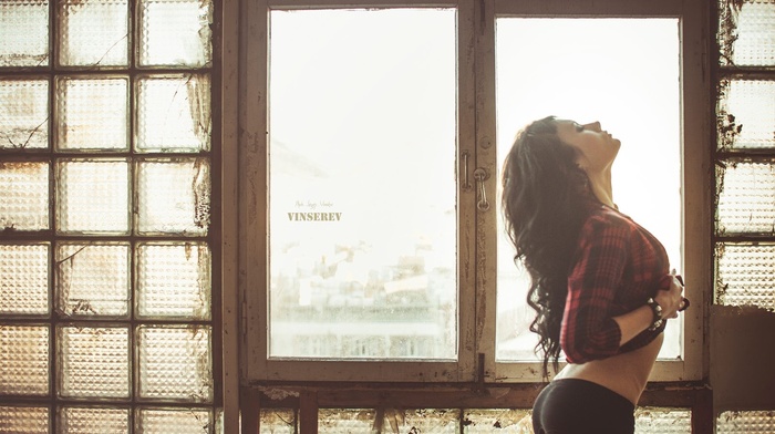 closed eyes, wavy hair, shorts, girl, ass