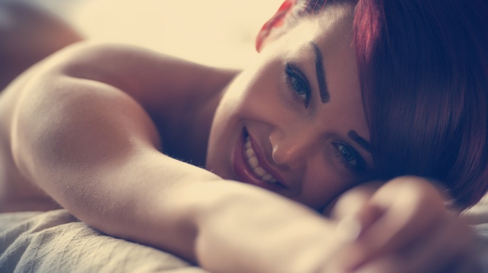 Rosie Robinson, face, in bed, Jack Russell, redhead, girl, short hair