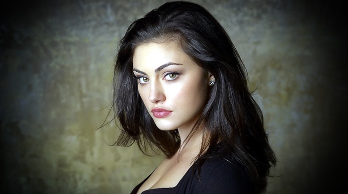 face, girl, portrait, phoebe tonkin