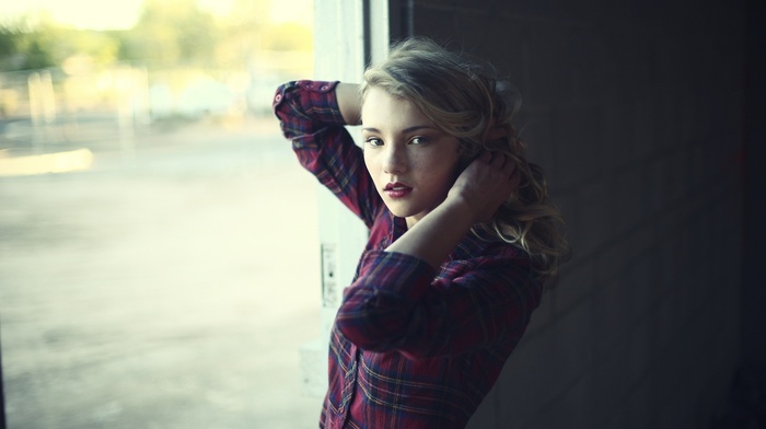 girl outdoors, red lipstick, Rachel Ann Yampolsky, blonde, hands in hair, plaid, shirt, girl, depth of field