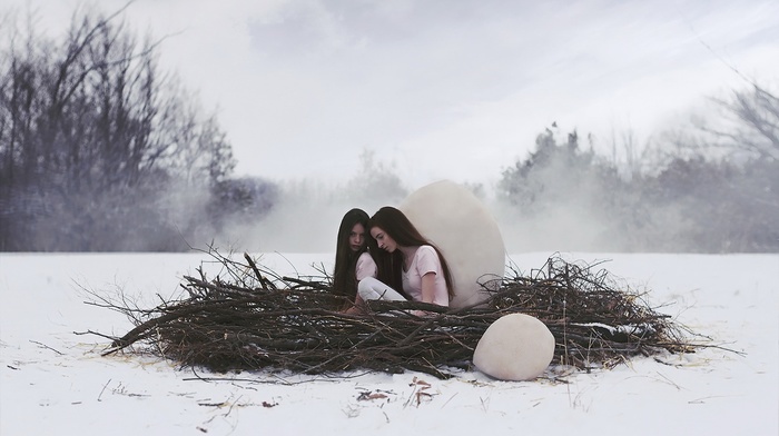 model, girl outdoors, eggs, nests