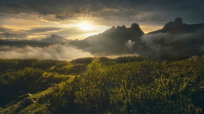 nature, shrubs, clouds, mist, sun rays, mountain, spring, sunset, landscape, Italy