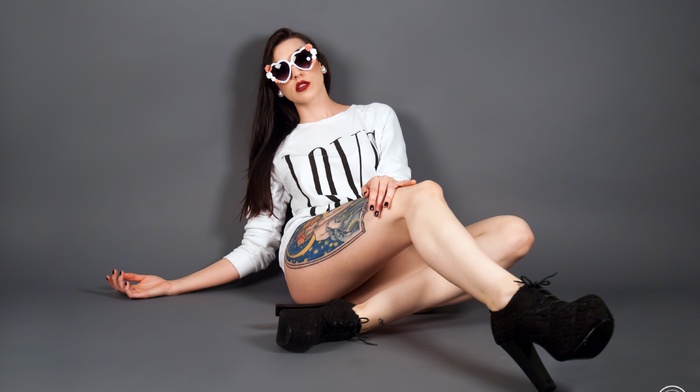 high heels, girl with glasses, tattoo, sitting, girl