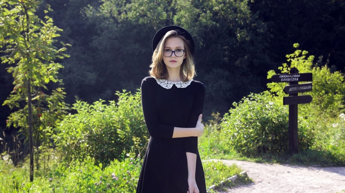 black dress, girl with glasses, girl outdoors, girl, portrait, hat