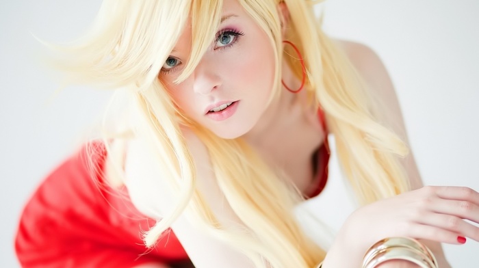 blonde, green eyes