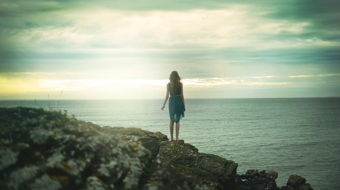 girl outdoors, model, sea