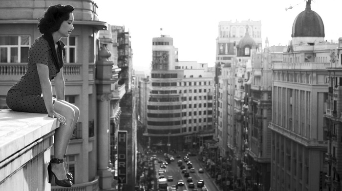 girl, monochrome, cityscape