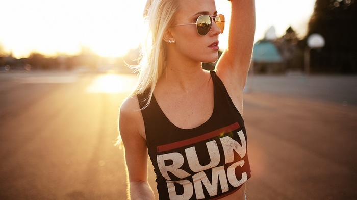 armpits, portrait, girl with glasses, T, shirt, blonde, sunset, girl, looking away
