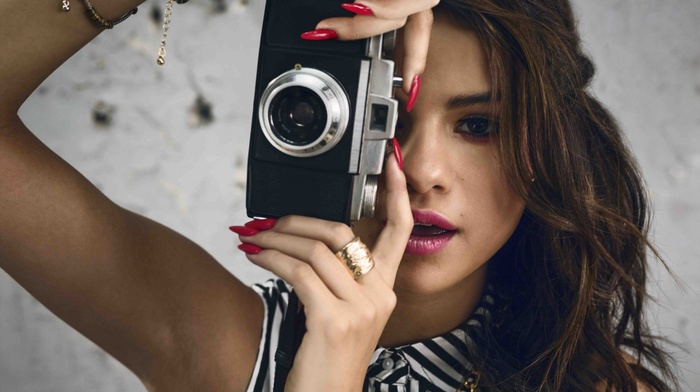 face, open mouth, red nails, camera, Selena Gomez, brunette, long hair, long nails, girl, painted nails