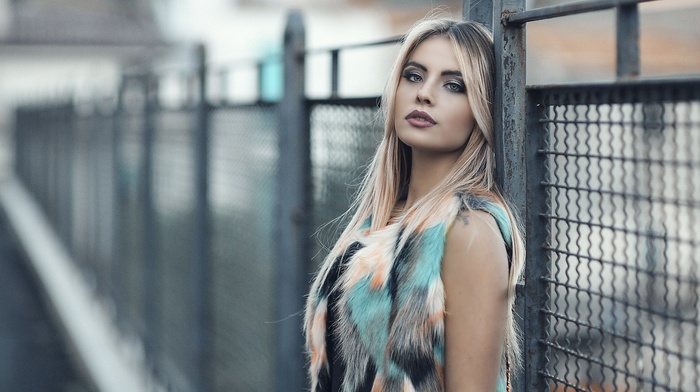 model, fence, blue eyes, makeup, blonde, girl, dyed hair, muted, girl outdoors, portrait, depth of field, Alessandro Di Cicco