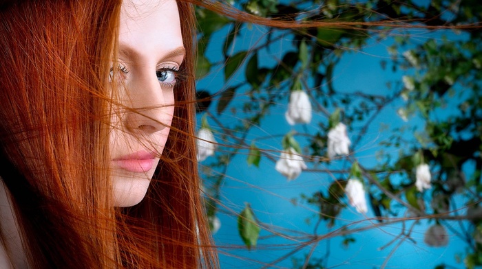 blue eyes