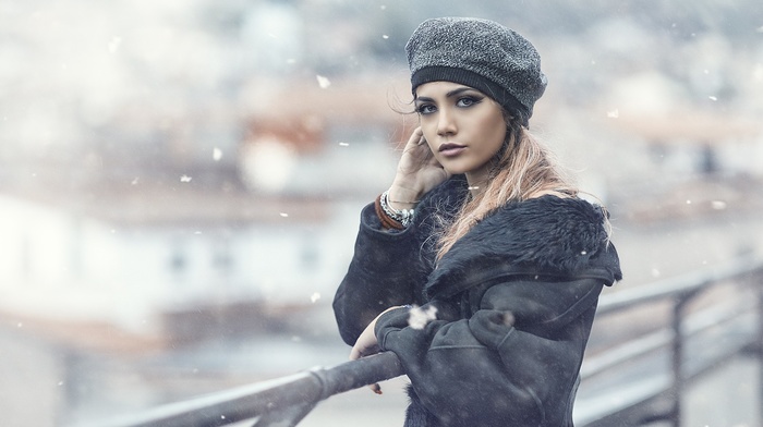 hat, Alessandro Di Cicco, winter, girl outdoors, portrait, brown eyes, tattoo, girl, fur coats, depth of field