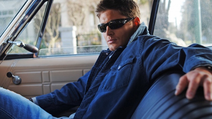 Supernatural, Dean Winchester, Jensen Ackles, car, jeans, TV, men, actor, sunglasses