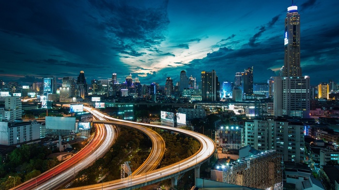 city, long exposure