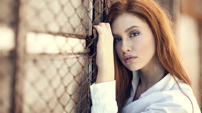 Alessandro Di Cicco, juicy lips, girl, redhead, depth of field, portrait, brown eyes, model