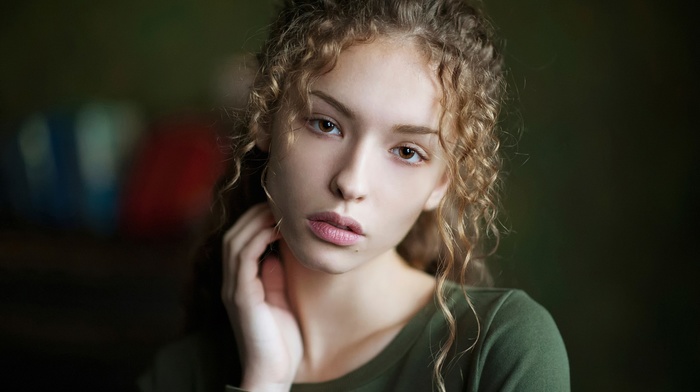 girl, portrait, model, Lisa Alexanina, curly hair, face