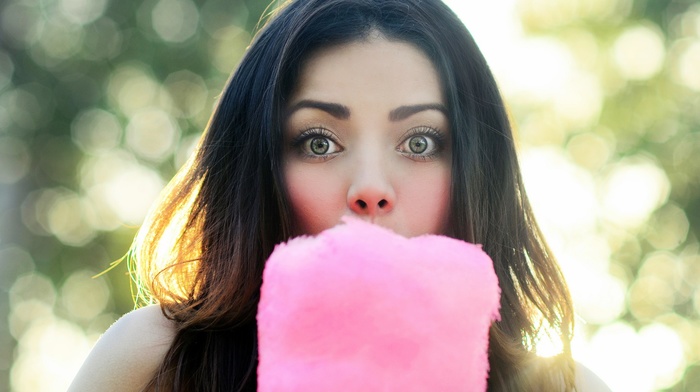 green eyes, face, cotton candy