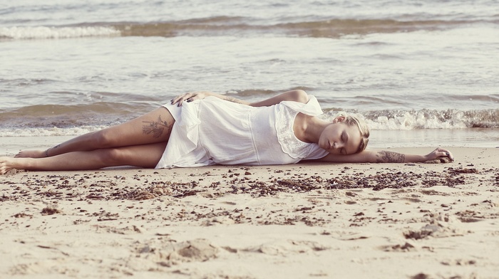 girl outdoors, model, beach