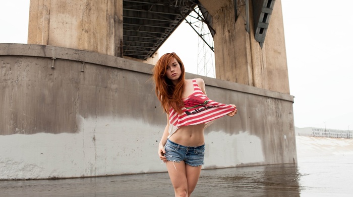 face, redhead