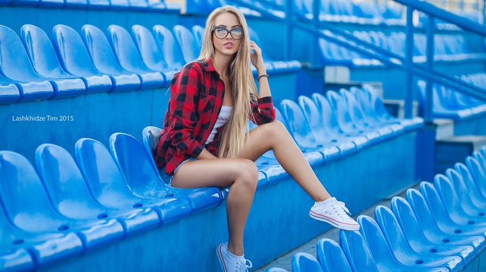 girl, blonde, sneakers, jean shorts, sitting, girl with glasses